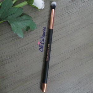 🎀 (NWOT) Eye Blending Brush